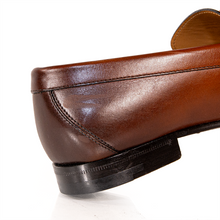 Cargar imagen en el visor de la galería, MONTAIGNE LOAFERS
