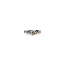 Cargar imagen en el visor de la galería, ENGAGEMENT RING
