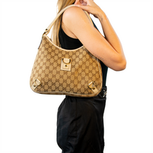 Cargar imagen en el visor de la galería, ABBEY HOBO
