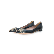 Cargar imagen en el visor de la galería, STUDDED FLATS
