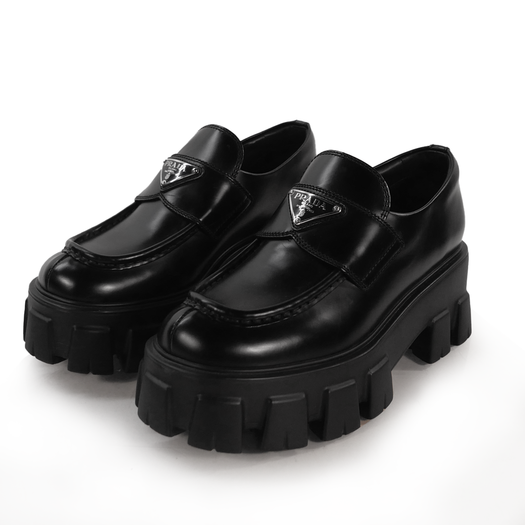 MONOLITH LOAFERS