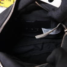 Cargar imagen en el visor de la galería, CROSSBODY
