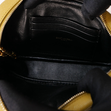 Cargar imagen en el visor de la galería, LOU MINI CAMERA BAG
