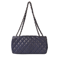 Cargar imagen en el visor de la galería, EAST WEST FLAP
