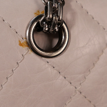 Cargar imagen en el visor de la galería, 2.55 REISSUE
