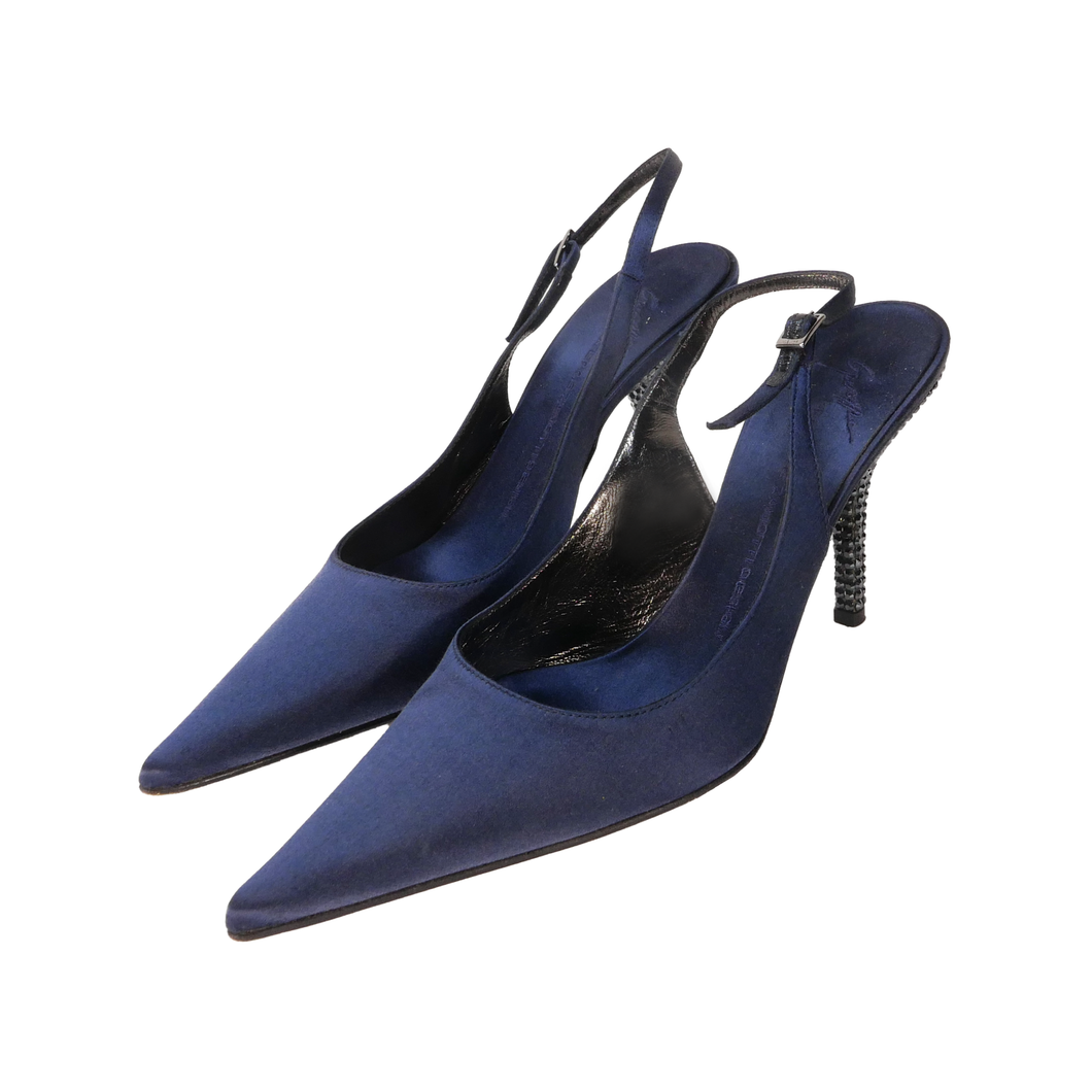 SLINGBACKS