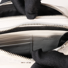 Cargar imagen en el visor de la galería, DOUBLE ZIP CROSSBODY
