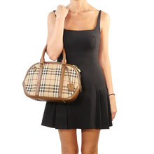 Cargar imagen en el visor de la galería, CHECK HANDBAG
