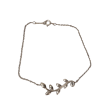 Cargar imagen en el visor de la galería, FLOWER BRACELET
