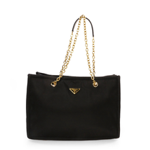 Cargar imagen en el visor de la galería, NYLON TOTE
