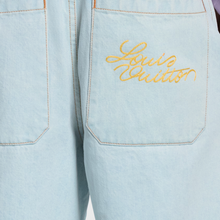 Cargar imagen en el visor de la galería, DENIM SHORTS
