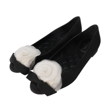 Cargar imagen en el visor de la galería, CAMELIA FLATS
