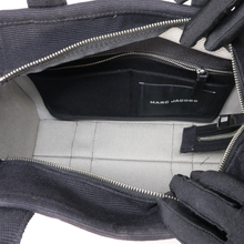 Cargar imagen en el visor de la galería, THE TOTE BAG
