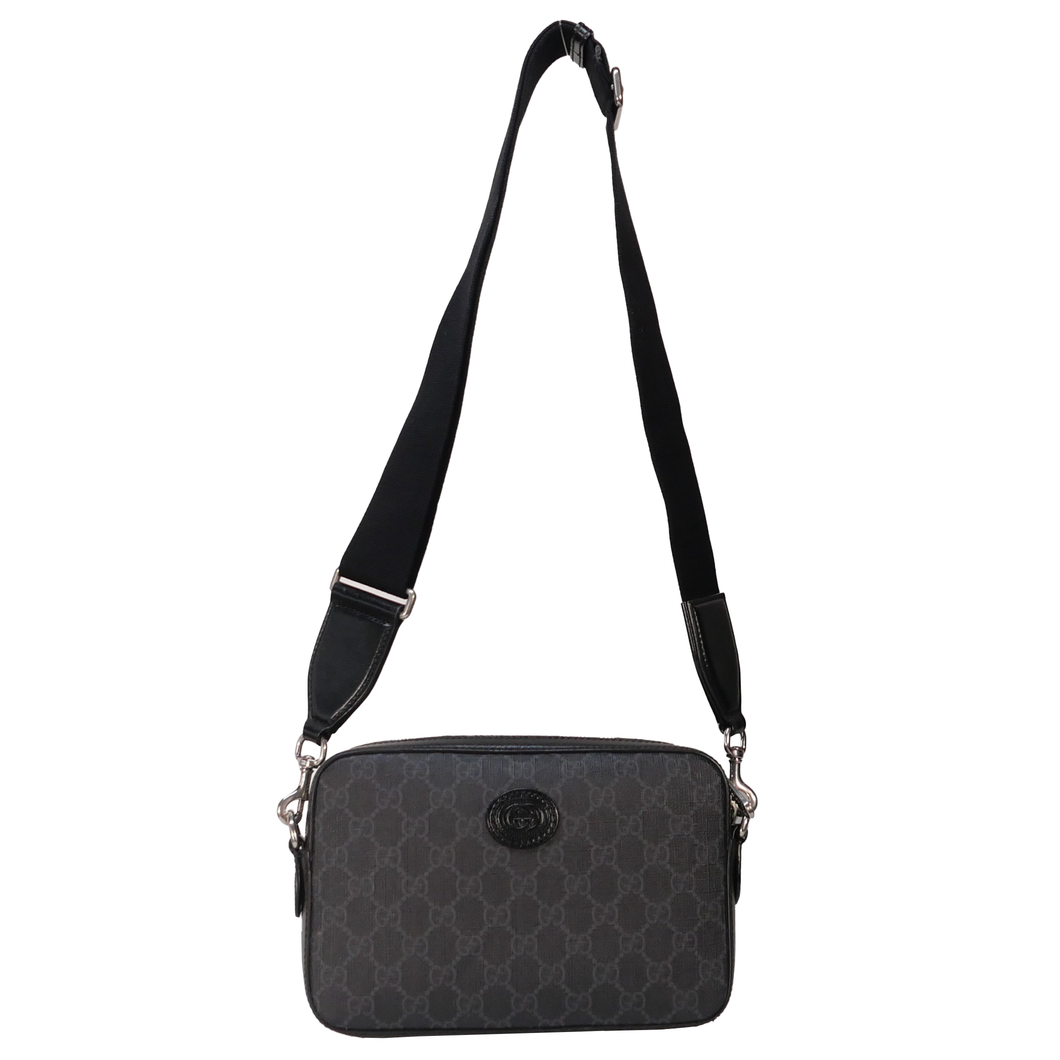CROSSBODY