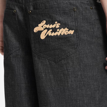 Cargar imagen en el visor de la galería, DENIM SHORTS
