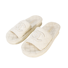Cargar imagen en el visor de la galería, QUILTED SANDALS
