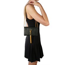 Cargar imagen en el visor de la galería, KATE TASSEL

