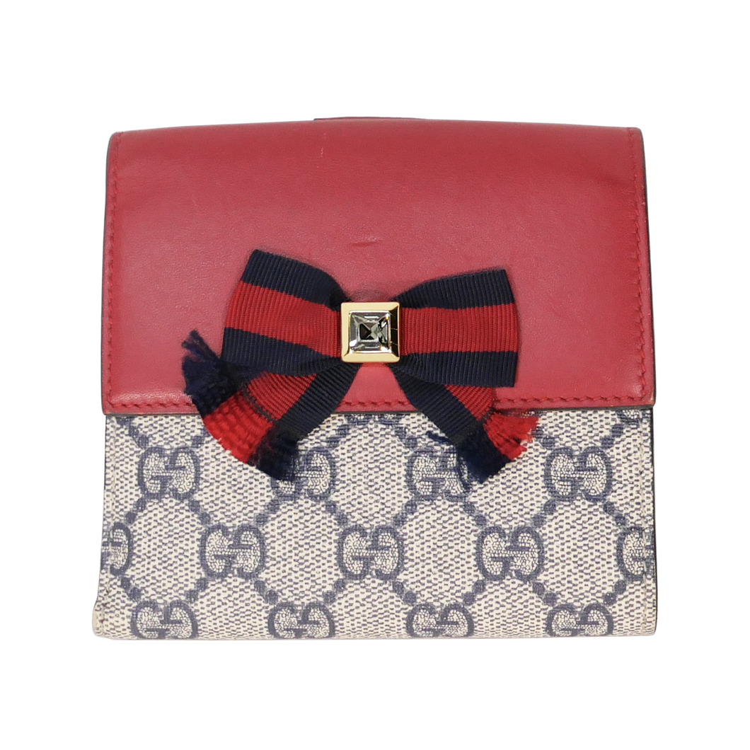 COMPACT WALLET