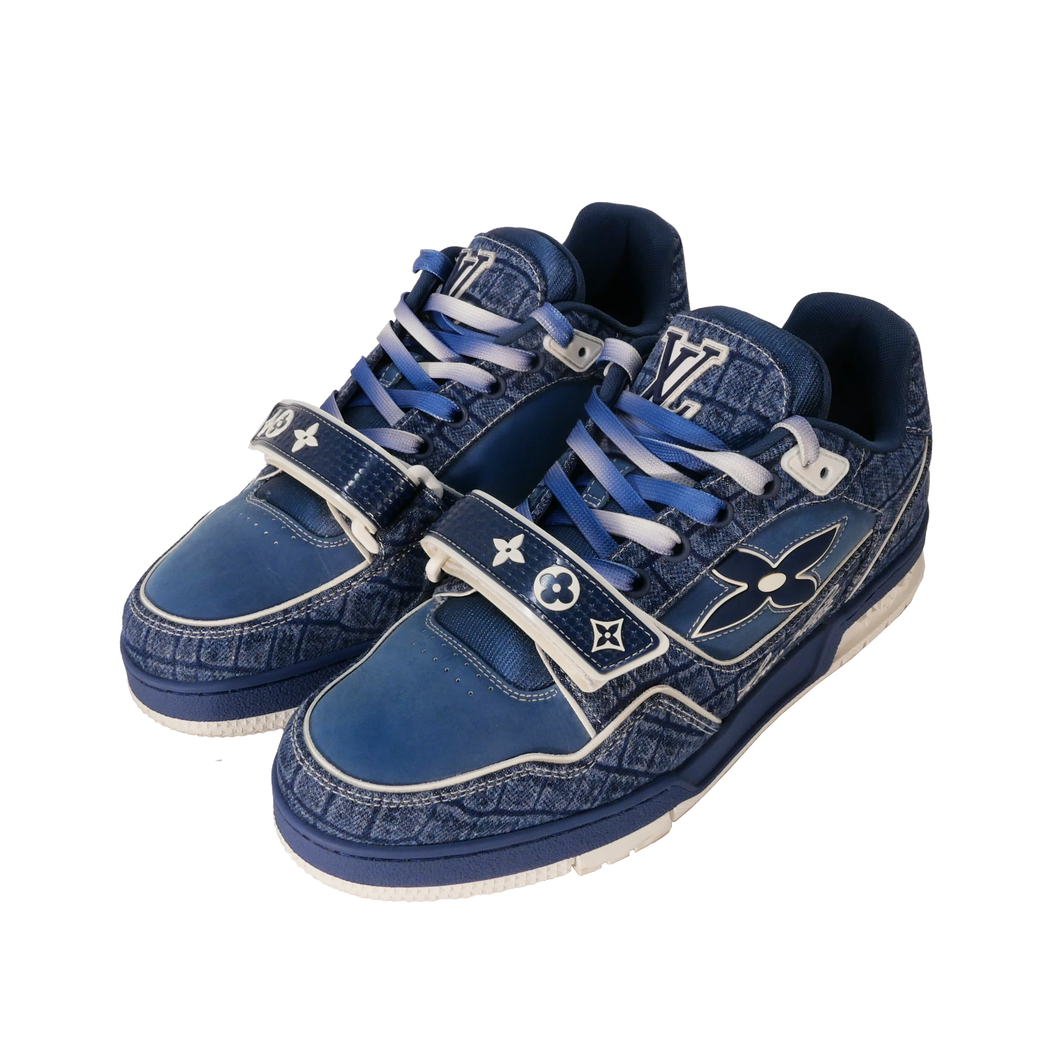 TRAINERS