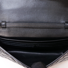 Cargar imagen en el visor de la galería, BAGUETTE WALLET ON CHAIN

