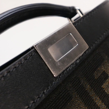 Cargar imagen en el visor de la galería, PEEKABOO ISEEU XCROSS
