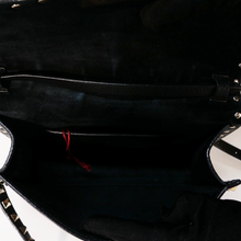 Cargar imagen en el visor de la galería, ROCKSTUD CROSSBODY
