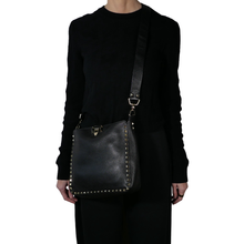 Cargar imagen en el visor de la galería, ROCKSTUD CROSSBODY
