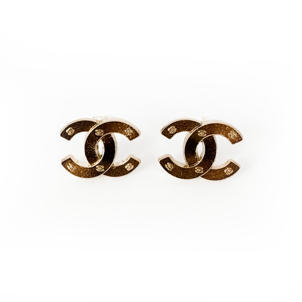 LOGO EARRINGS